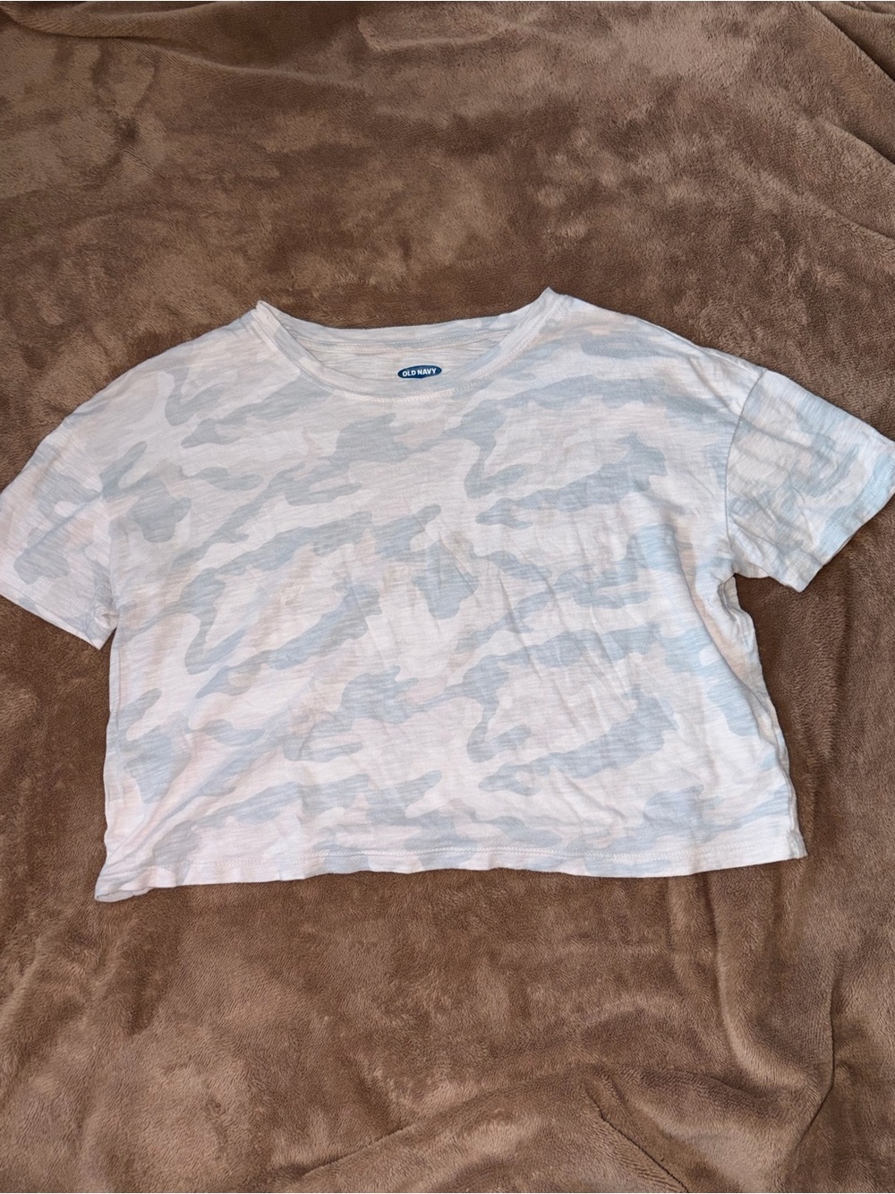 Old Navy White and Light Blue Camo Crop Tee